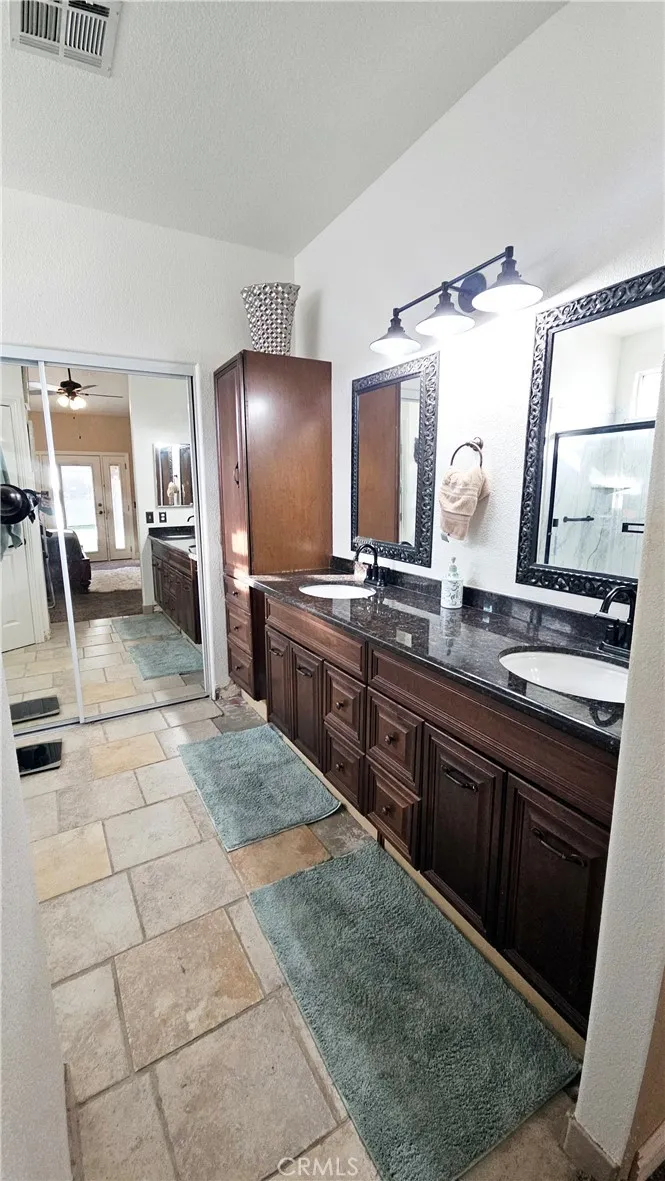 5644 W Avenue L14, Lancaster, California 93536 home-pic-19