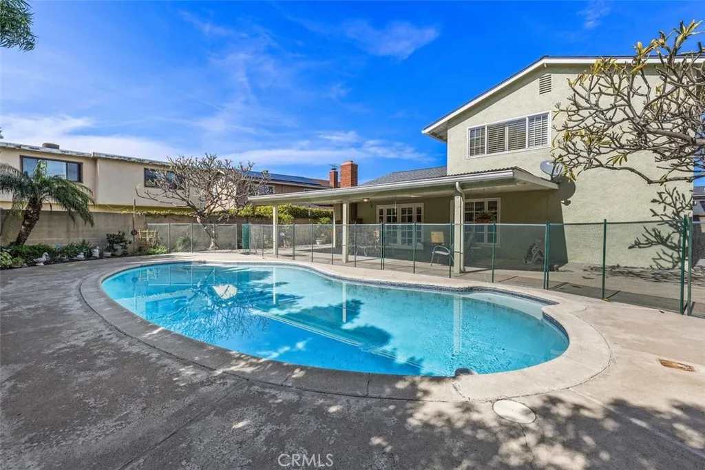 4932 Windsong, La Palma, California 90623 home-pic-22