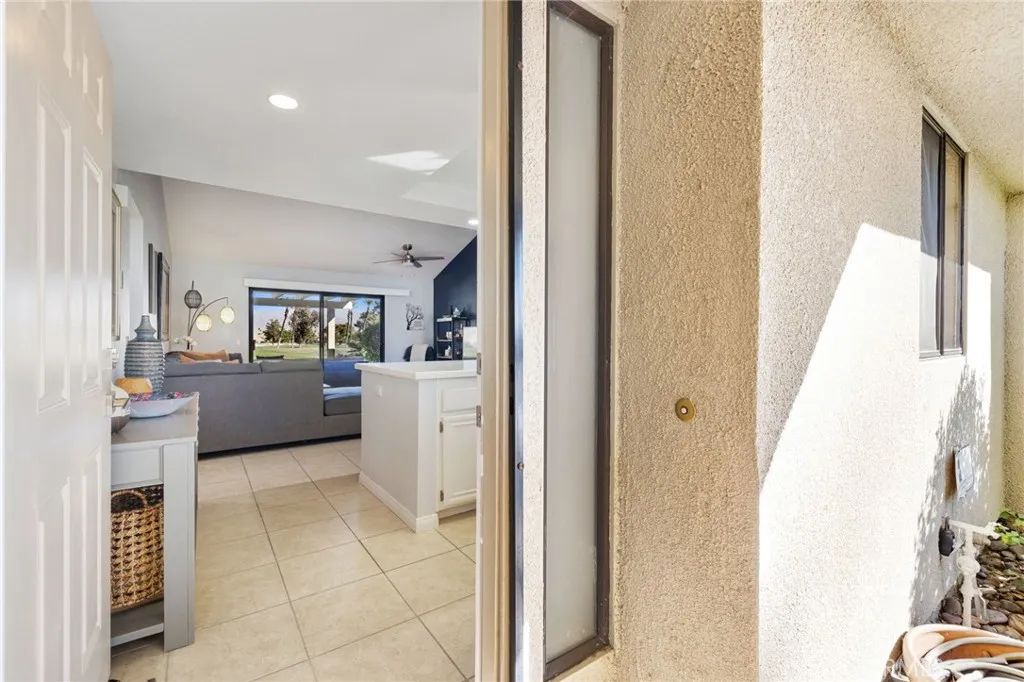 77116 Pauma Valley Way, Palm Desert, California 92211 home-pic-31