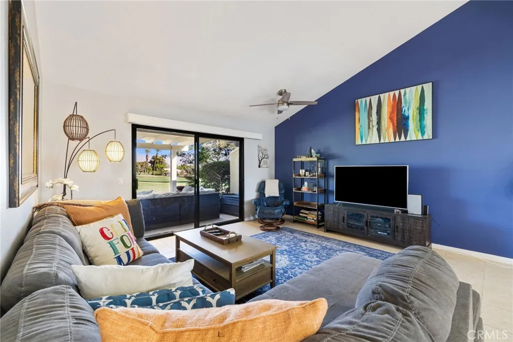 77116 Pauma Valley Way, Palm Desert, California 92211 home-pic-11