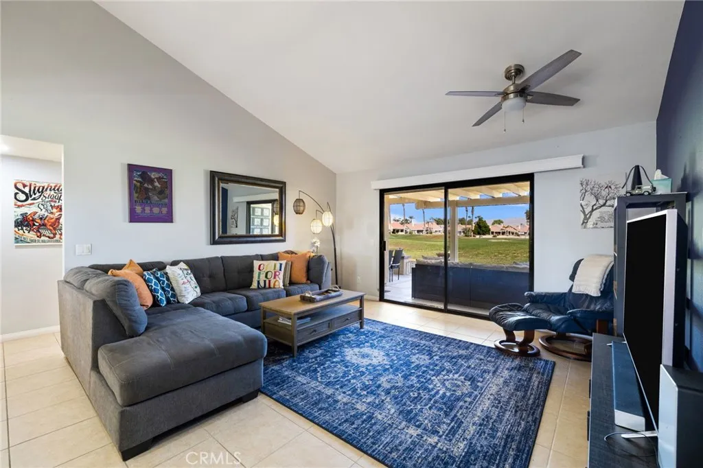 77116 Pauma Valley Way, Palm Desert, California 92211 home-pic-13