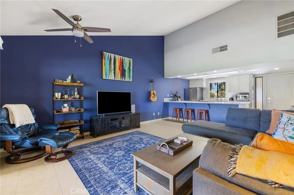 77116 Pauma Valley Way, Palm Desert, California 92211 home-pic-14