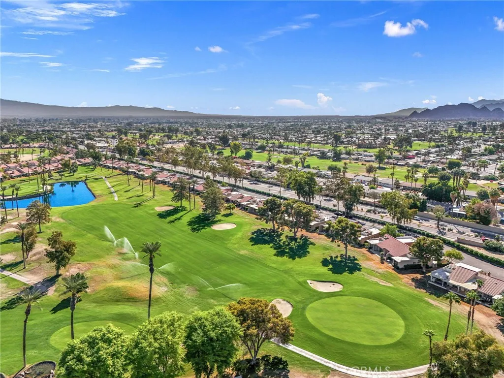 77116 Pauma Valley Way, Palm Desert, California 92211 home-pic-4