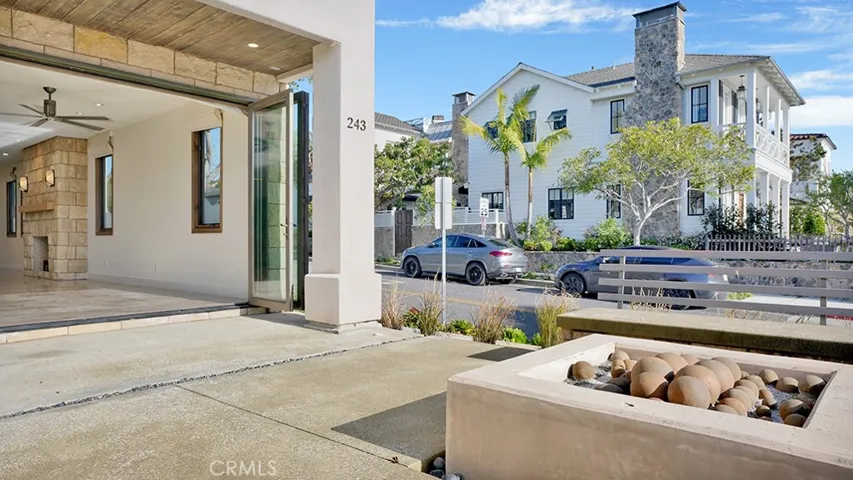243 Poppy Avenue, Corona Del Mar, California 92625