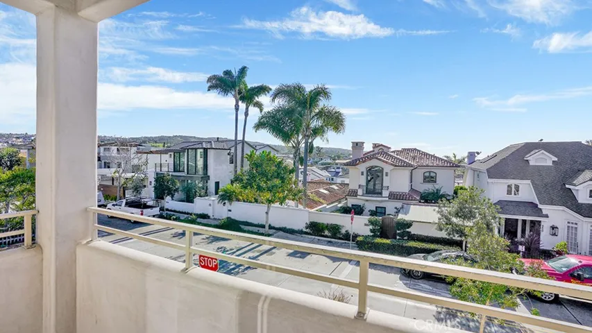 243 Poppy Avenue, Corona Del Mar, California 92625