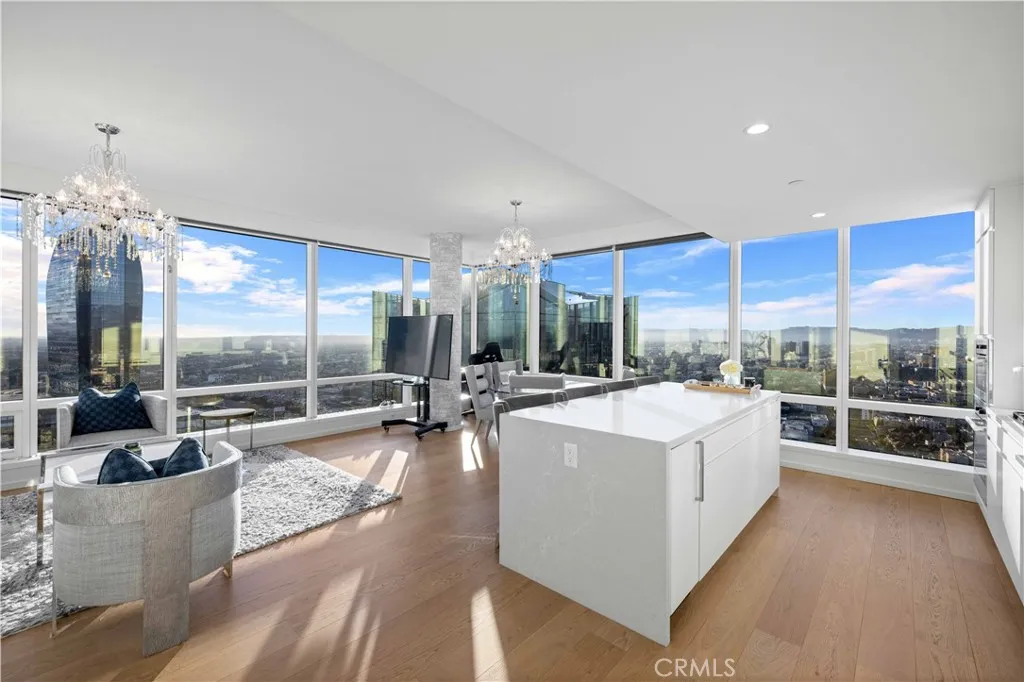 877 Francisco Street 4111, Los Angeles, California 90017 home-pic-1