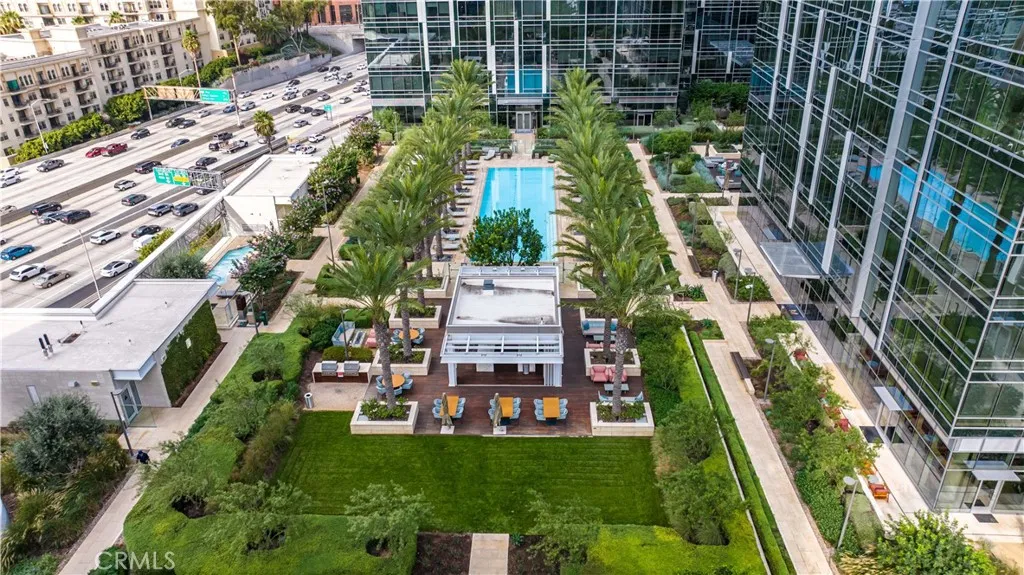 877 Francisco Street 4111, Los Angeles, California 90017 home-pic-32