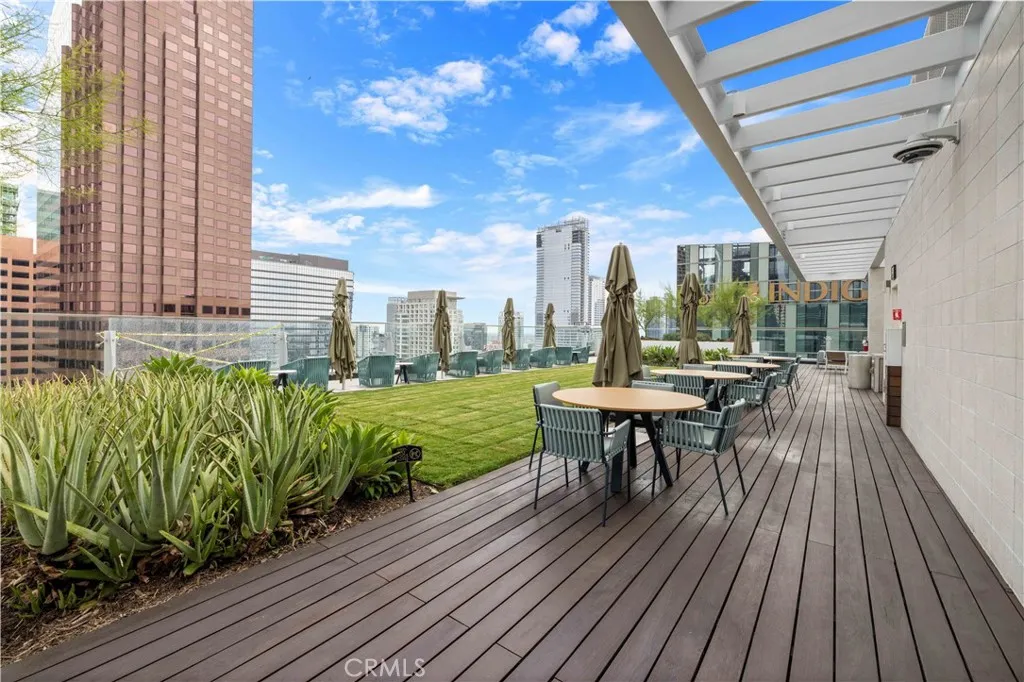 877 Francisco Street 4111, Los Angeles, California 90017 home-pic-27