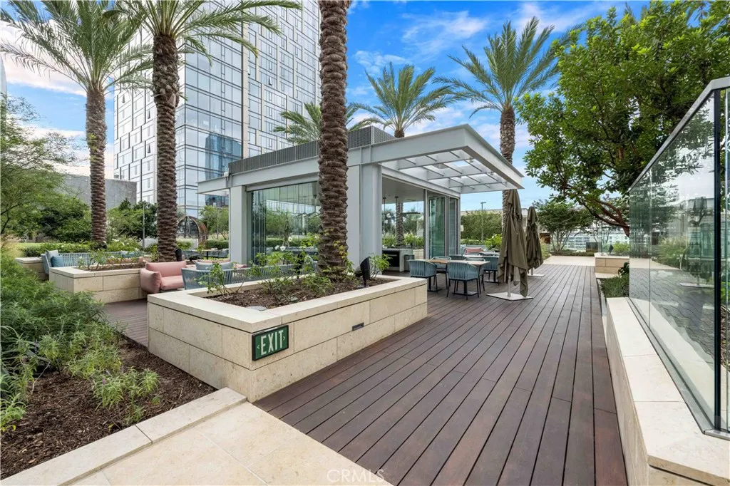 877 Francisco Street 4111, Los Angeles, California 90017 home-pic-25