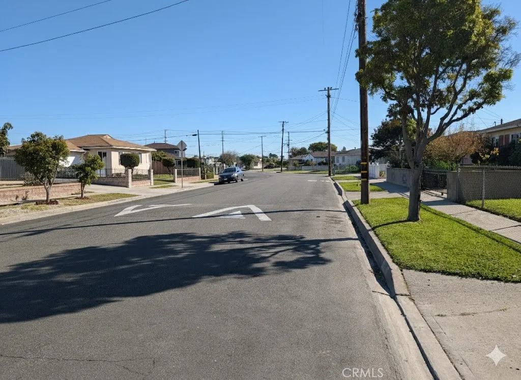 416 E 219th, Carson, California 90745 home-pic-20