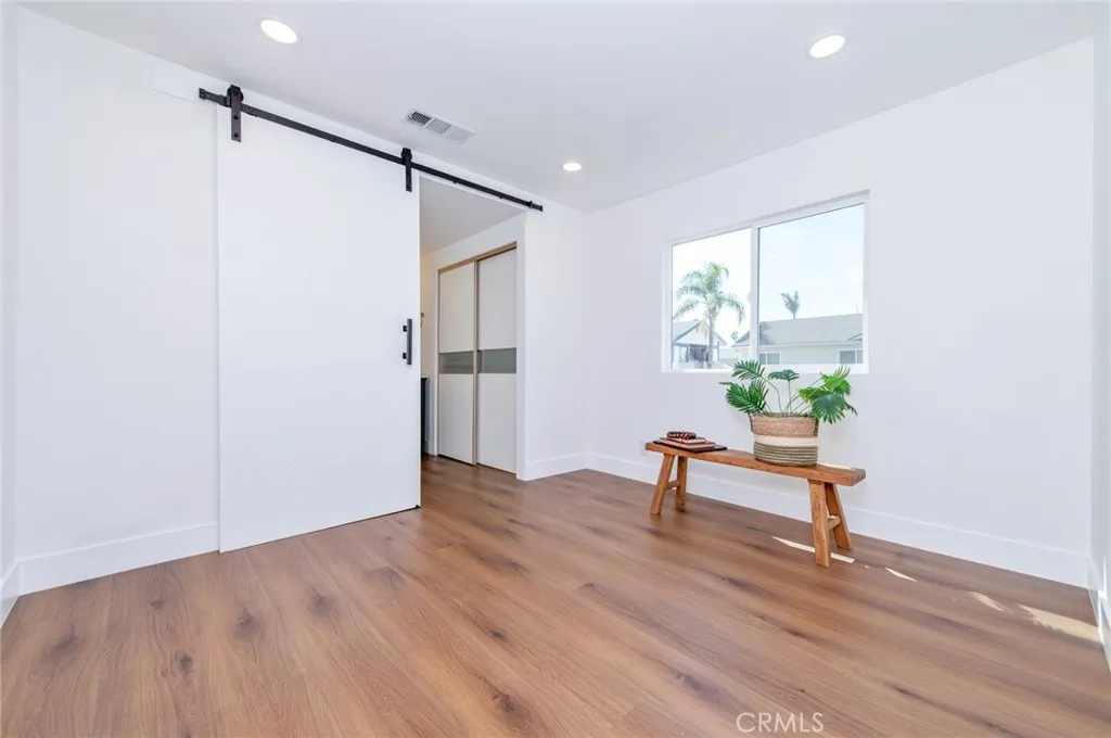 22733 Islamare, Lake Forest, California 92630 home-pic-20