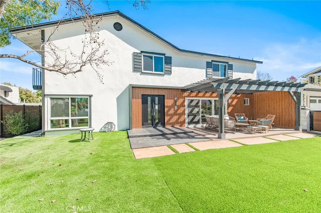 22733 Islamare, Lake Forest, California 92630 home-pic-4