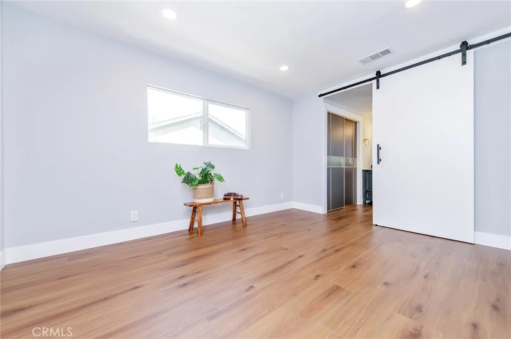 22733 Islamare, Lake Forest, California 92630 home-pic-22