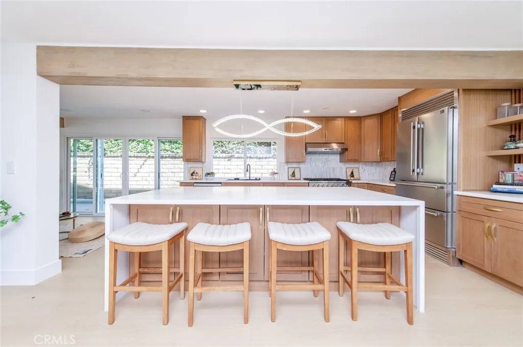 22733 Islamare, Lake Forest, California 92630 home-pic-8