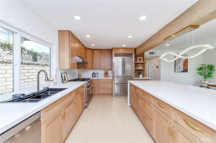22733 Islamare, Lake Forest, California 92630