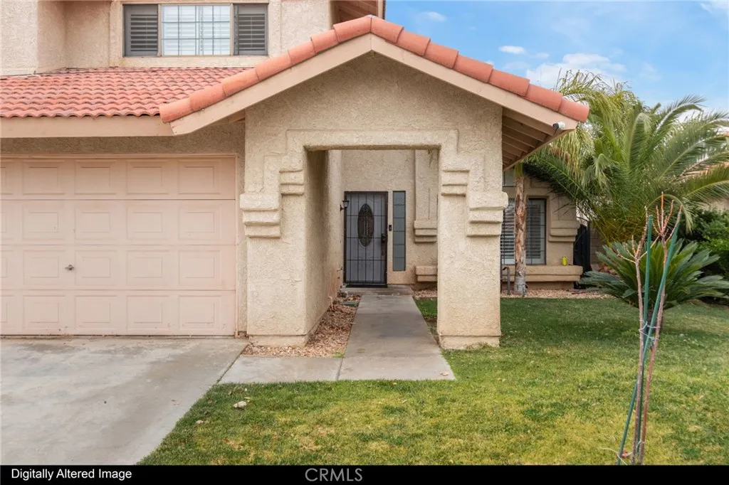 37901 53rd E, Palmdale, California 93552 home-pic-1