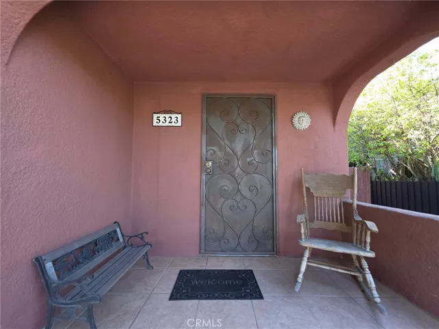 5323 Latham, Los Angeles, California 90011