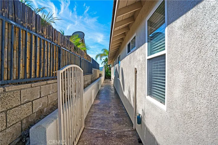 Passage to back yard