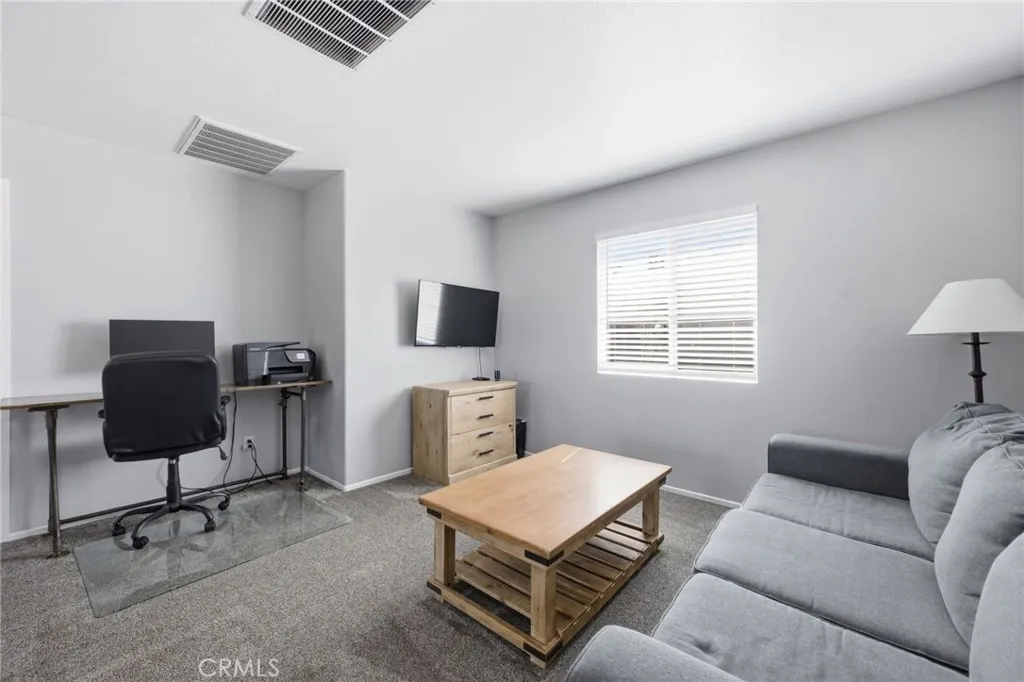 1222 Stephanie Dr, Corona, California 92882 home-pic-16