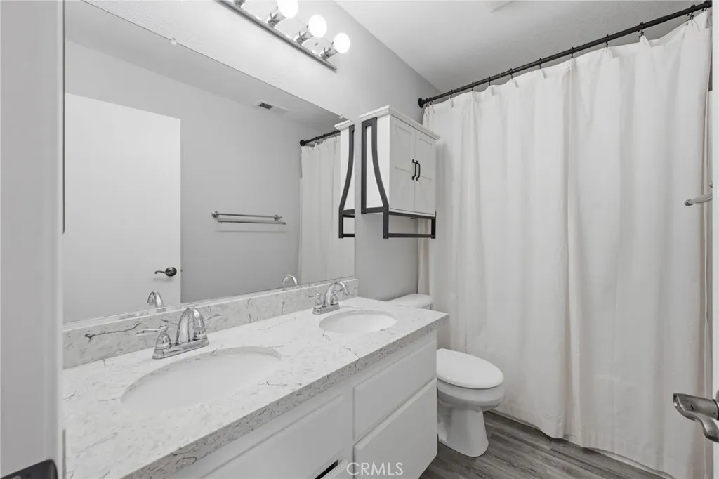 1222 Stephanie Dr, Corona, California 92882 home-pic-12