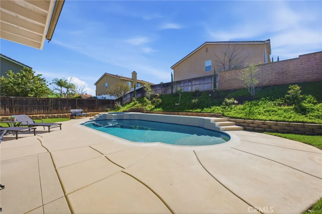 1222 Stephanie Dr, Corona, California 92882 home-pic-50