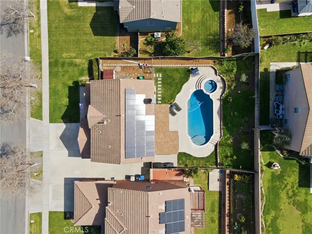 1222 Stephanie Dr, Corona, California 92882 home-pic-8