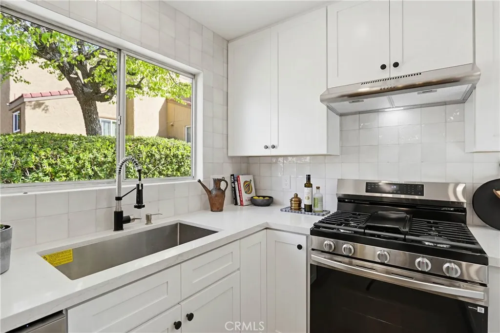 2708 Via Colina, Fullerton, California 92835 home-pic-10