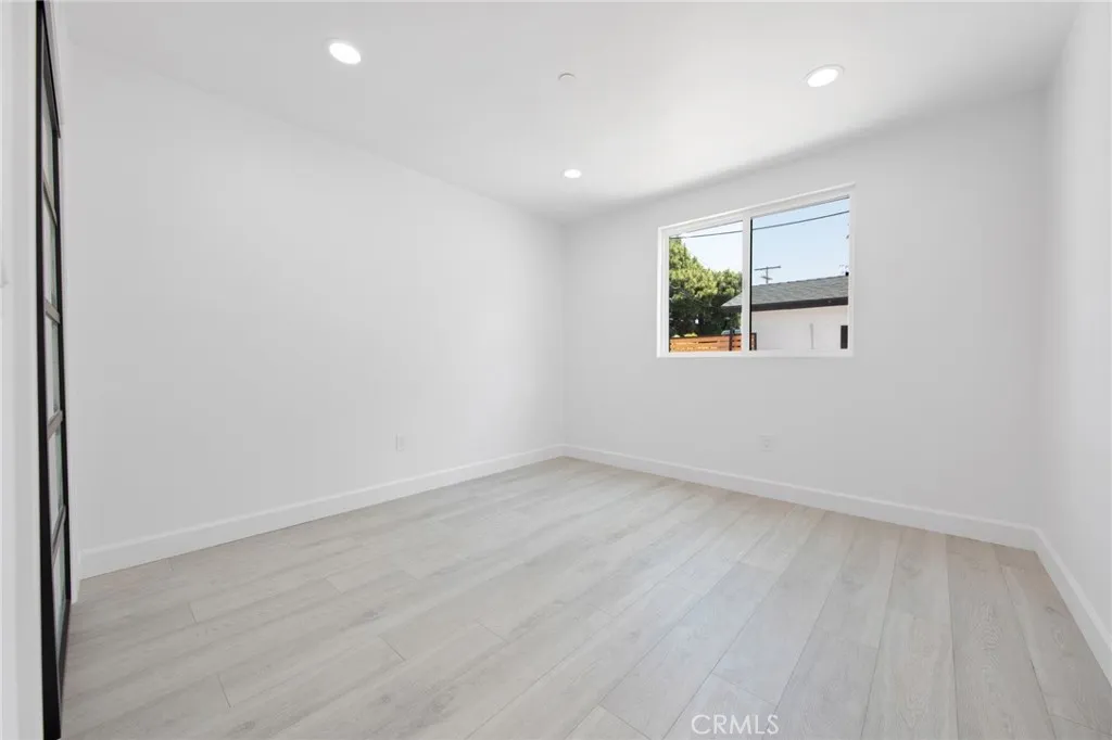 3416 11th, Los Angeles, California 90018 home-pic-18