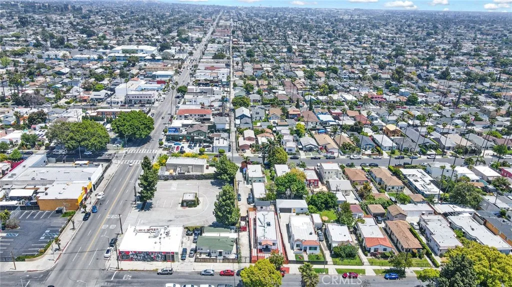 3416 11th, Los Angeles, California 90018 home-pic-25