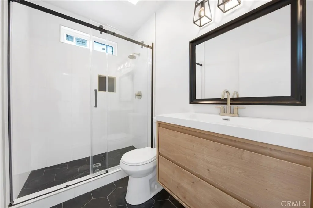 3416 11th, Los Angeles, California 90018 home-pic-19