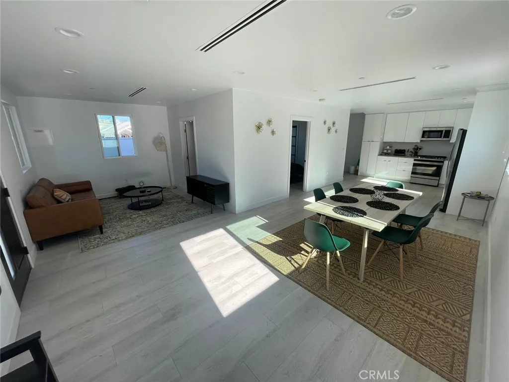 3416 11th, Los Angeles, California 90018 home-pic-13