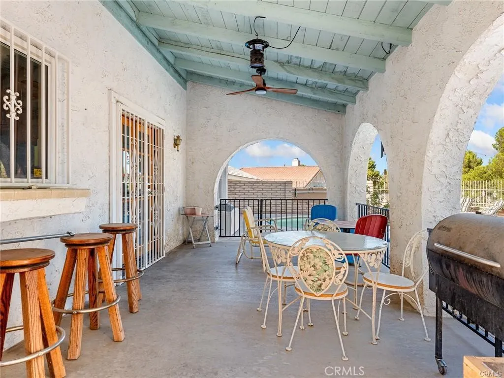 13916 Burning Tree Drive, Victorville, California 92395 home-pic-40