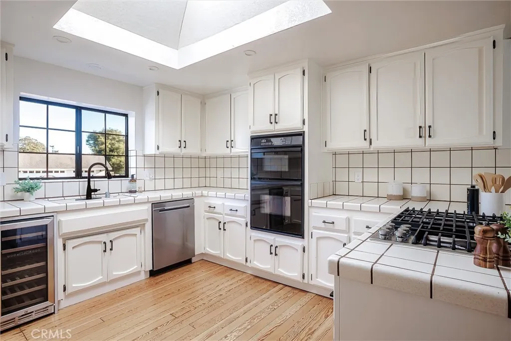 2741 Woodland Hills, Arroyo Grande, California 93420 home-pic-10