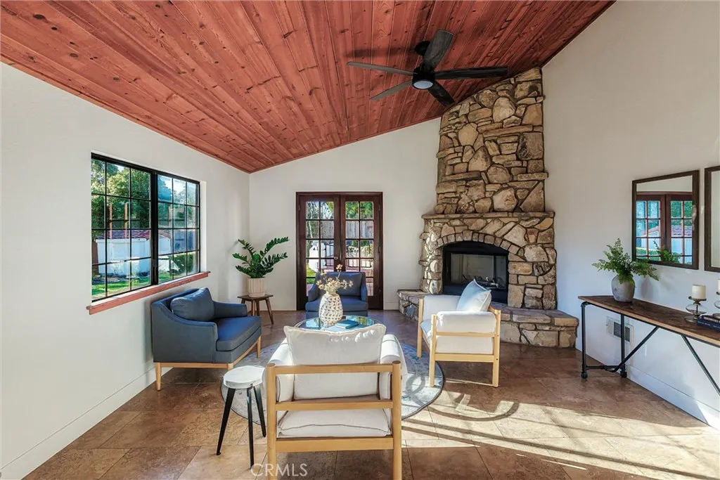 2741 Woodland Hills, Arroyo Grande, California 93420 home-pic-12