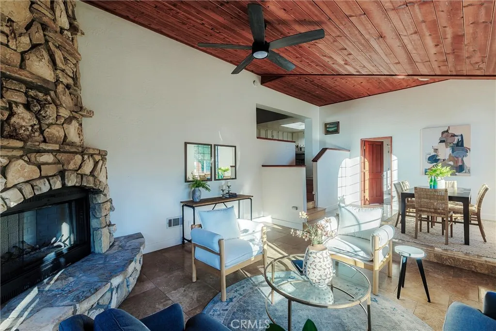 2741 Woodland Hills, Arroyo Grande, California 93420 home-pic-13