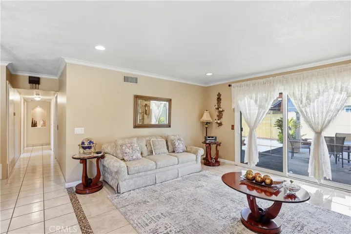 1817 E Alcove, Anaheim, California 92805