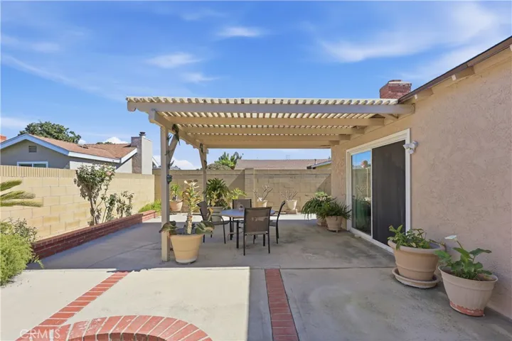 1817 E Alcove, Anaheim, California 92805