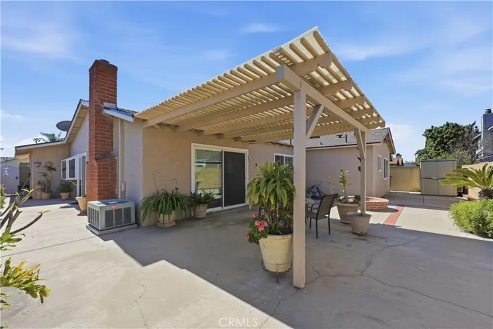 1817 E Alcove, Anaheim, California 92805