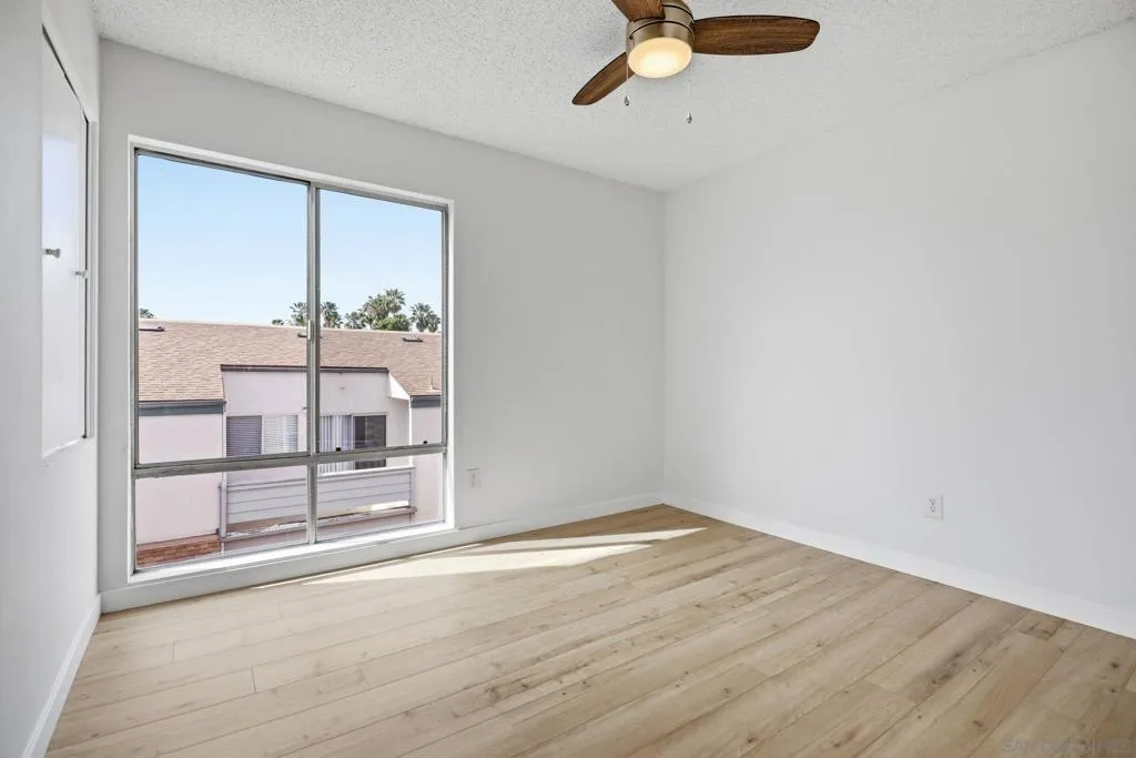 , San Diego, California 92111 home-pic-15