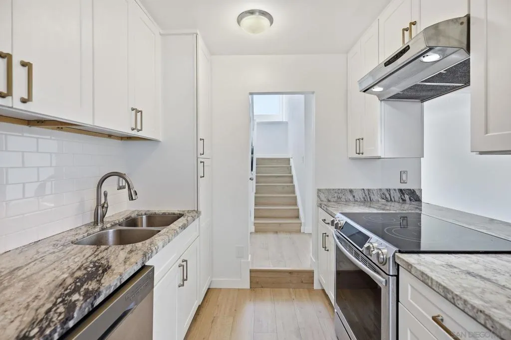 , San Diego, California 92111 home-pic-8