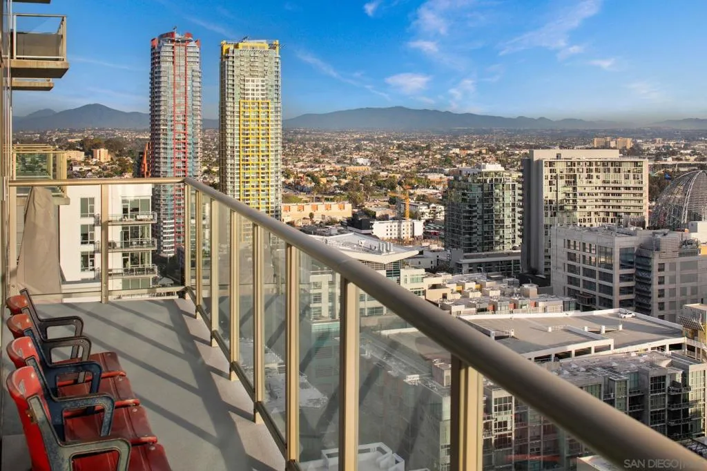 800 The Mark Ln 2801, San Diego, California 92101 home-pic-34