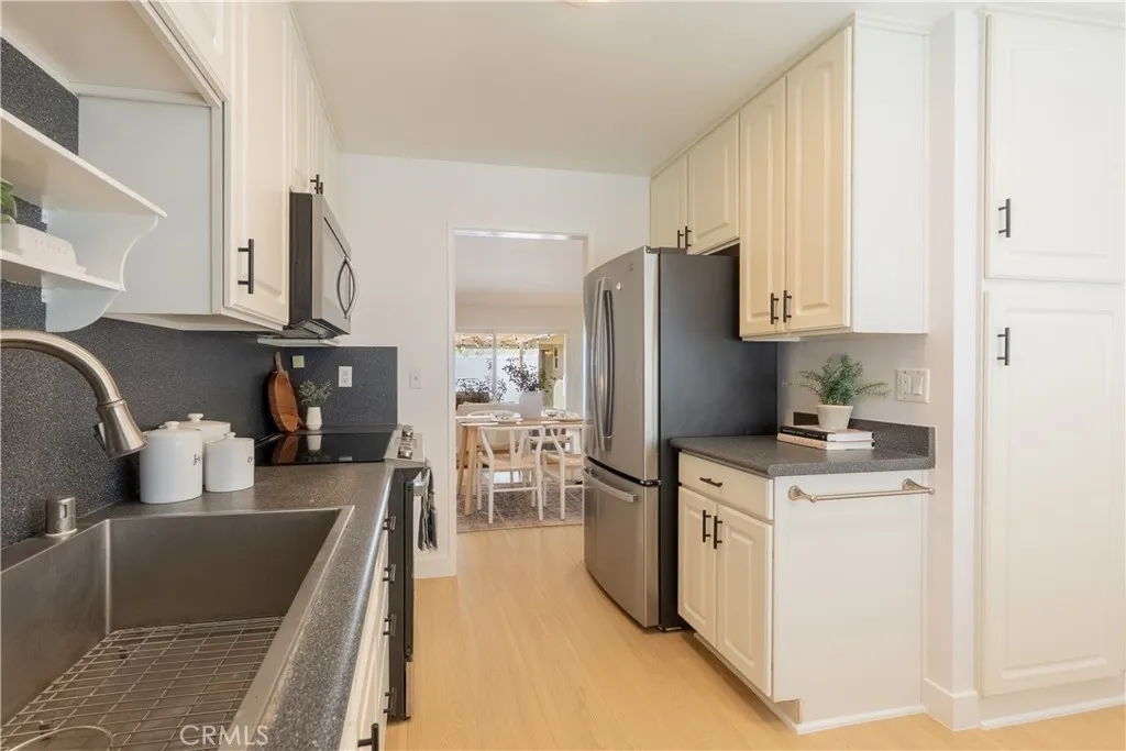 83 W Garden Green, Port Hueneme, California 93041 home-pic-17