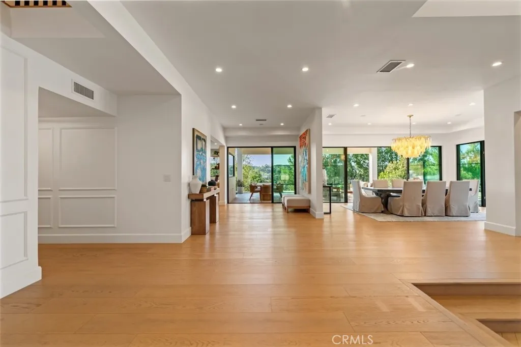 4017 Nogales, Tarzana, California 91356 home-pic-47