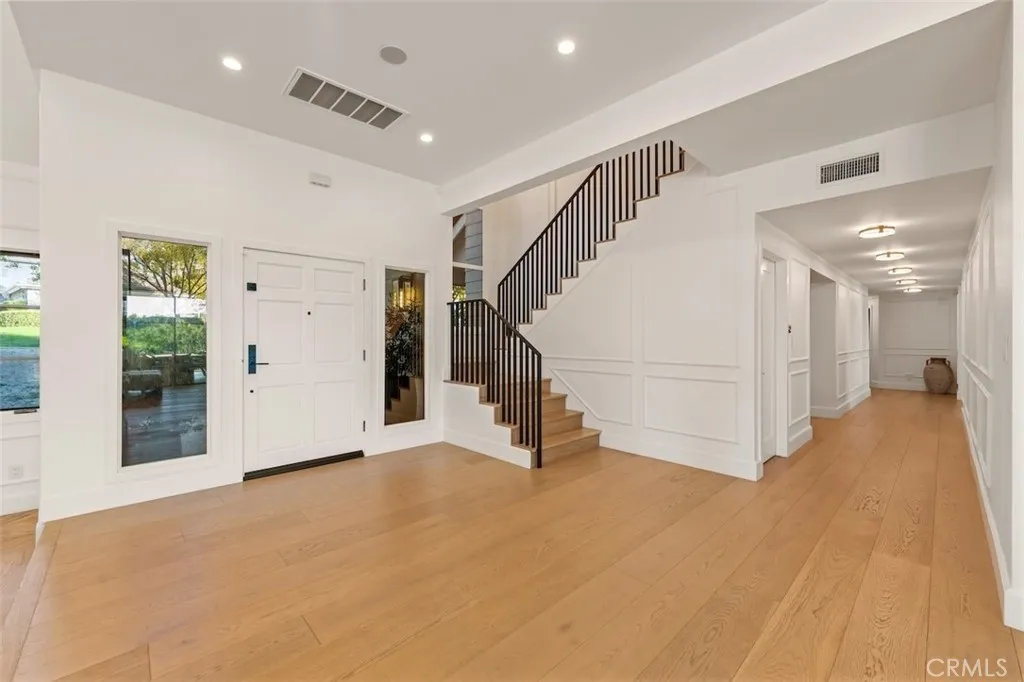 4017 Nogales, Tarzana, California 91356 home-pic-31