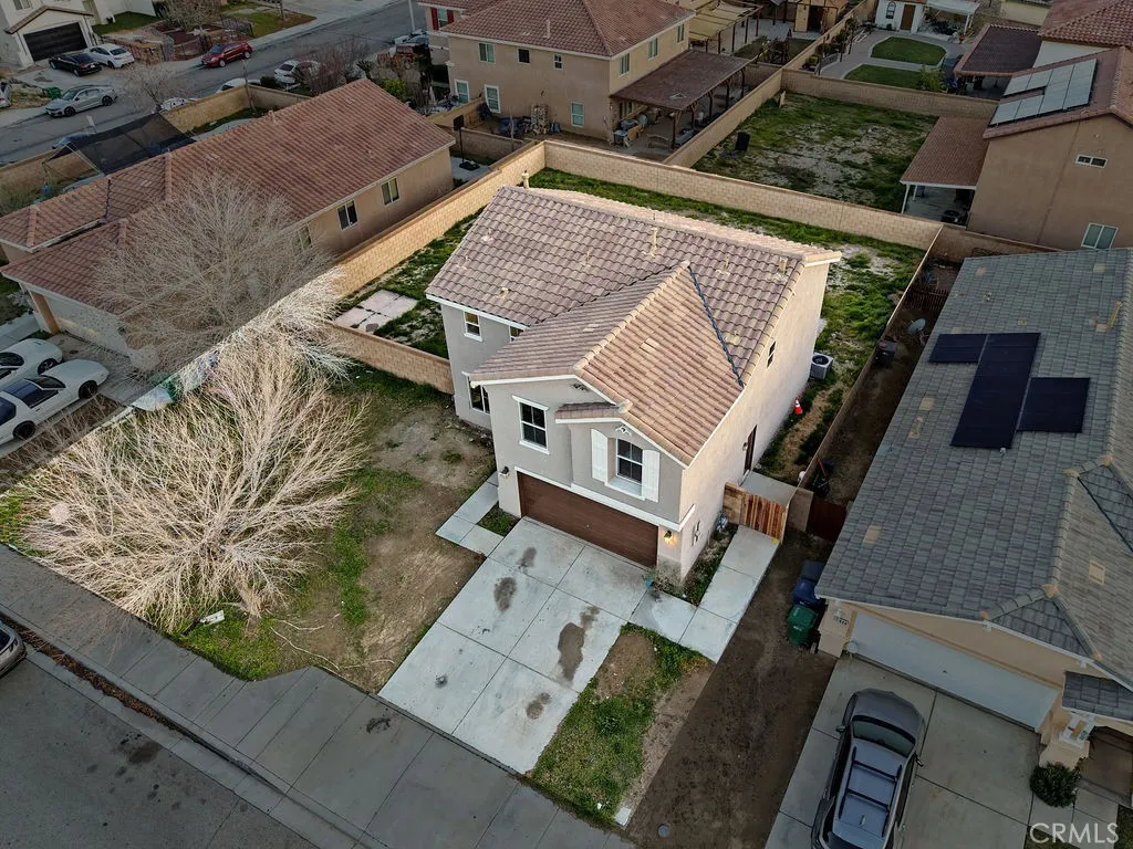 1832 E Ivesbrook, Lancaster, California 93535 home-pic-24