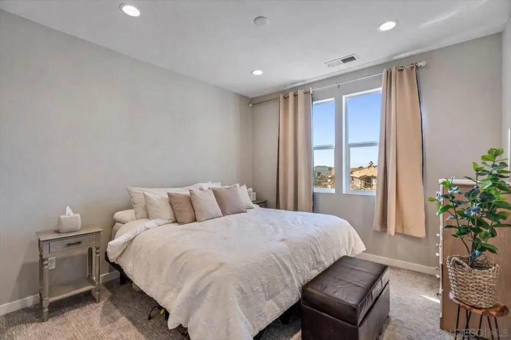 2548 S S Escondido Blvd 906, Escondido, California 92025 home-pic-25