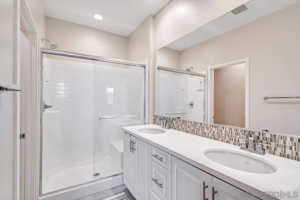 2548 S S Escondido Blvd 906, Escondido, California 92025 home-pic-26