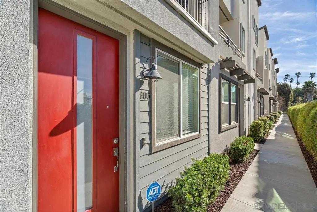 2548 S S Escondido Blvd 906, Escondido, California 92025 home-pic-3