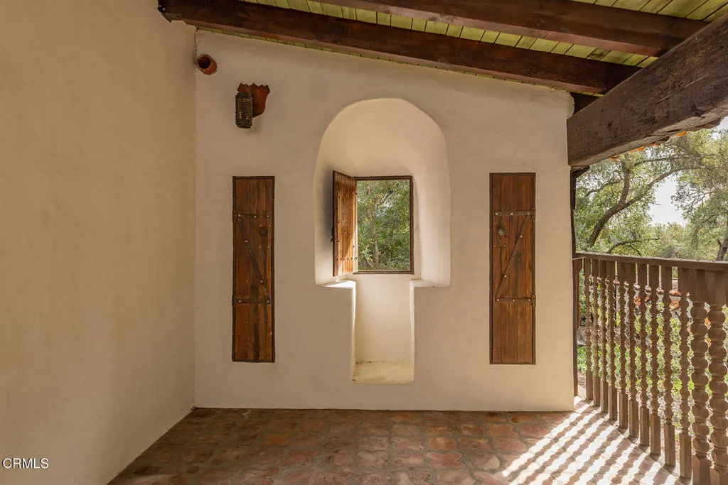 1519 Ayers Avenue, Ojai, California 93023 home-pic-22