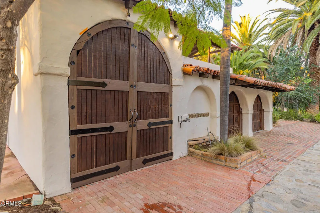 1519 Ayers Avenue, Ojai, California 93023 home-pic-32